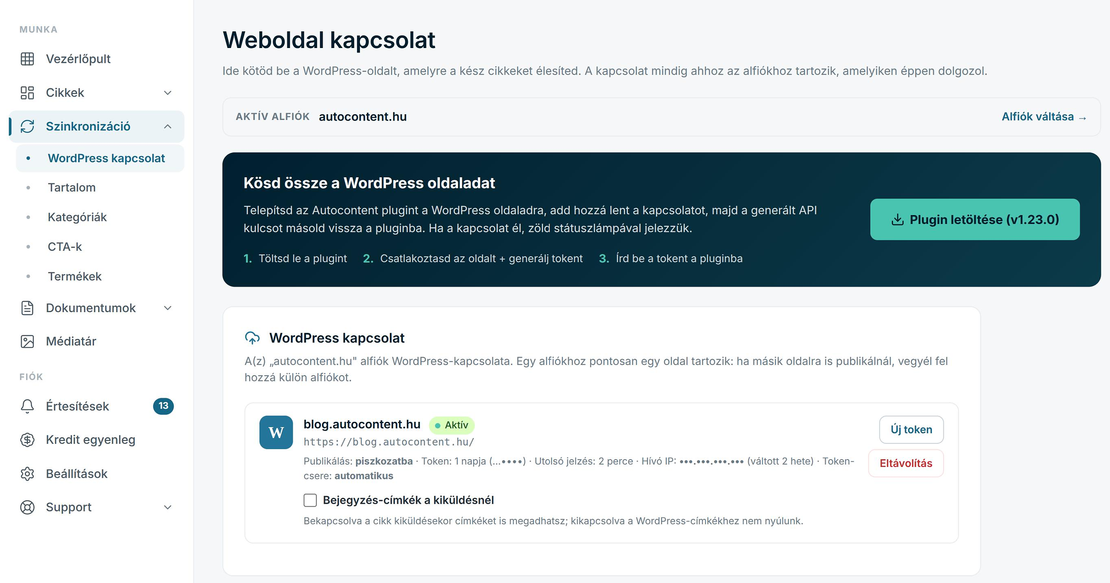 A WordPress kapcsolat oldal a Szinkronizáció menüben: a bekötés három lépése, a Plugin letöltése gomb és egy aktív WordPress-kapcsolat